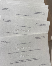 Cargar imagen en el visor de la galería, Invitaciones Artesanales Personalizadas | Impresas en Papel Hecho a Mano