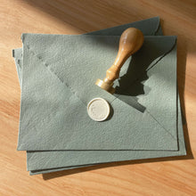 Cargar imagen en el visor de la galería, Sello de lacre - Corona laurel