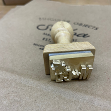 Cargar imagen en el visor de la galería, Sello metal