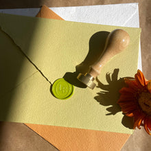 Load image into Gallery viewer, Sealing sticks to melt with a spoon or gun