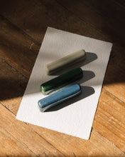 Cargar imagen en el visor de la galería, Barras de lacre natural - Azul marino