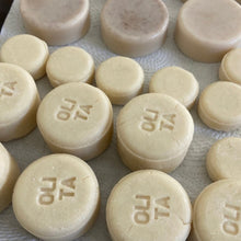 Cargar imagen en el visor de la galería, Sello metal