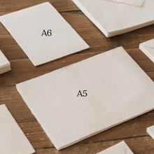 Cargar imagen en el visor de la galería, Tarjetón artesanal