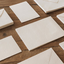 Cargar imagen en el visor de la galería, Tarjetón artesanal