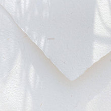 Cargar imagen en el visor de la galería, Sobre artesanal - Virutas de paja