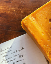 Cargar imagen en el visor de la galería, Barras de lacre natural - Verde oliva