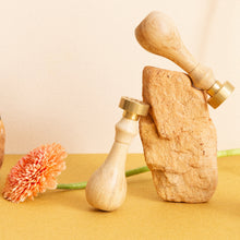 Cargar imagen en el visor de la galería, Selloa Lacre - Personalizado con tu Diseño