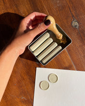 Cargar imagen en el visor de la galería, Barras de lacre natural - Beige