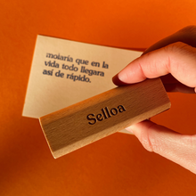 Cargar imagen en el visor de la galería, Sello para envíos de Molaría