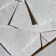 Cargar imagen en el visor de la galería, Sobre artesanal - Virutas de paja