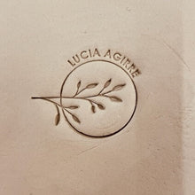 Cargar imagen en el visor de la galería, Selloa Barro - con tu diseño
