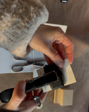 Cargar imagen en el visor de la galería, Sello en seco personalizado
