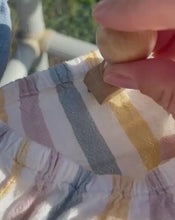 Cargar y reproducir el video en el visor de la galería, Sello ropa niños
