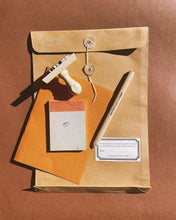 Cargar imagen en el visor de la galería, Tarjeta regalo física
