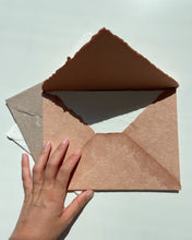 Cargar imagen en el visor de la galería, Sobre artesanal - Rosa palo
