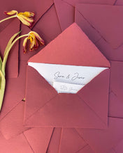 Cargar imagen en el visor de la galería, Sobre artesanal - Granate
