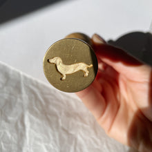 Load image into Gallery viewer, Dachshund wax seal

